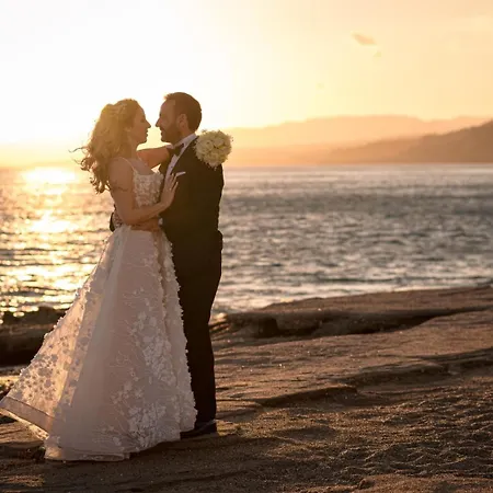 Axiotheaton فيلة