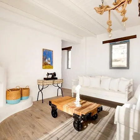 Axiotheaton Villas *
